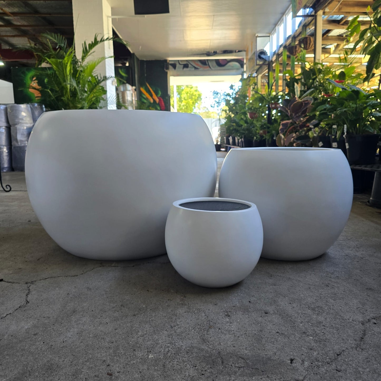 Cedar Titan Pot White