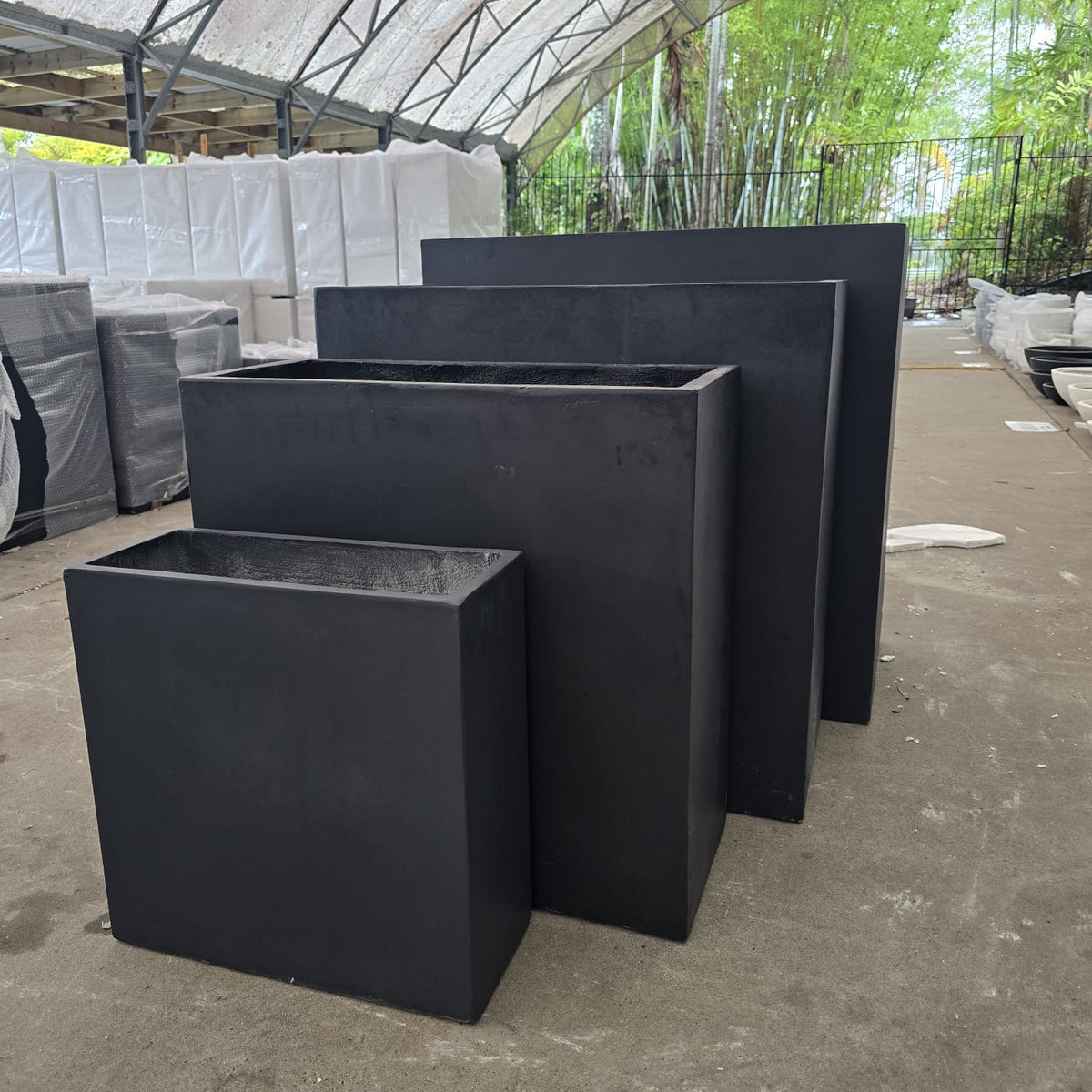 Senera Divider Trough Black