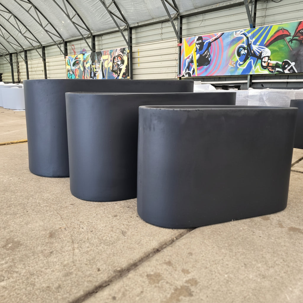 Tuscan Round Trough Black